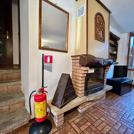 Al Civico 7 Villa Oliveto Lario Luaran gambar
